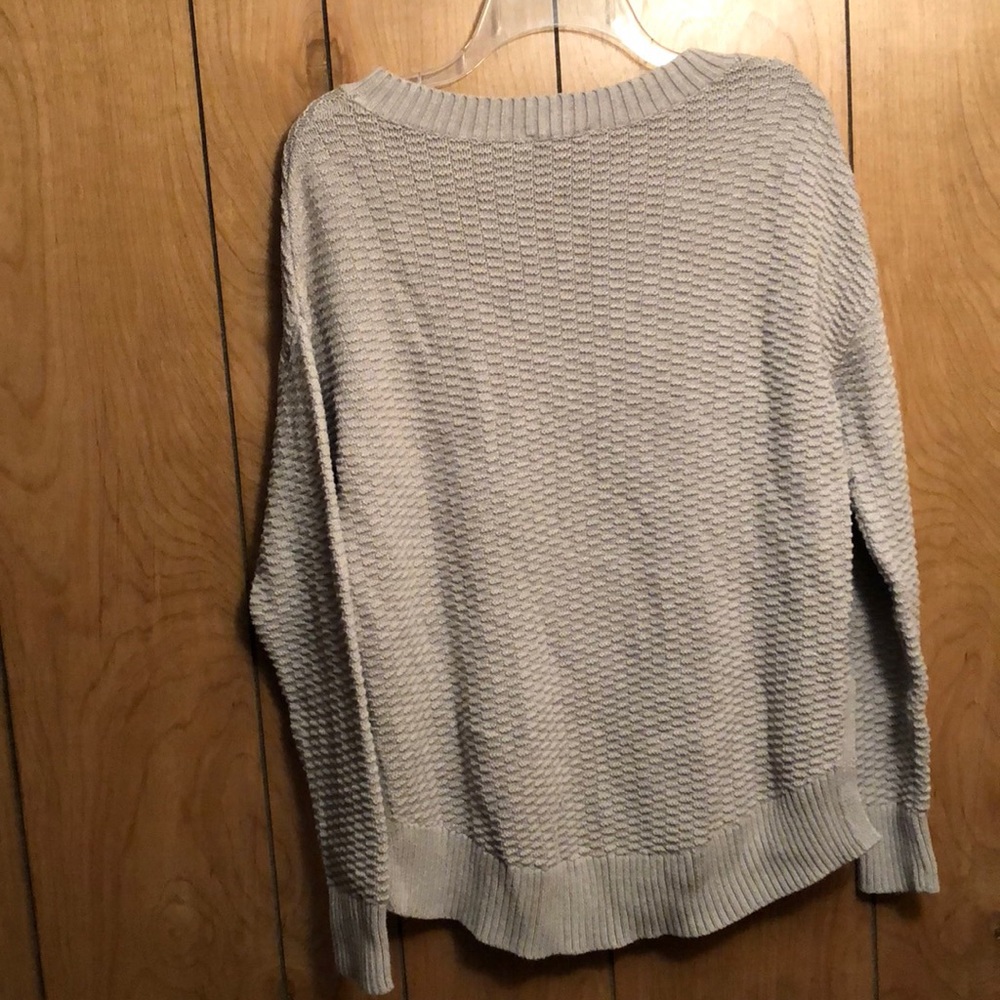 Sweater - Picture 5 of 8